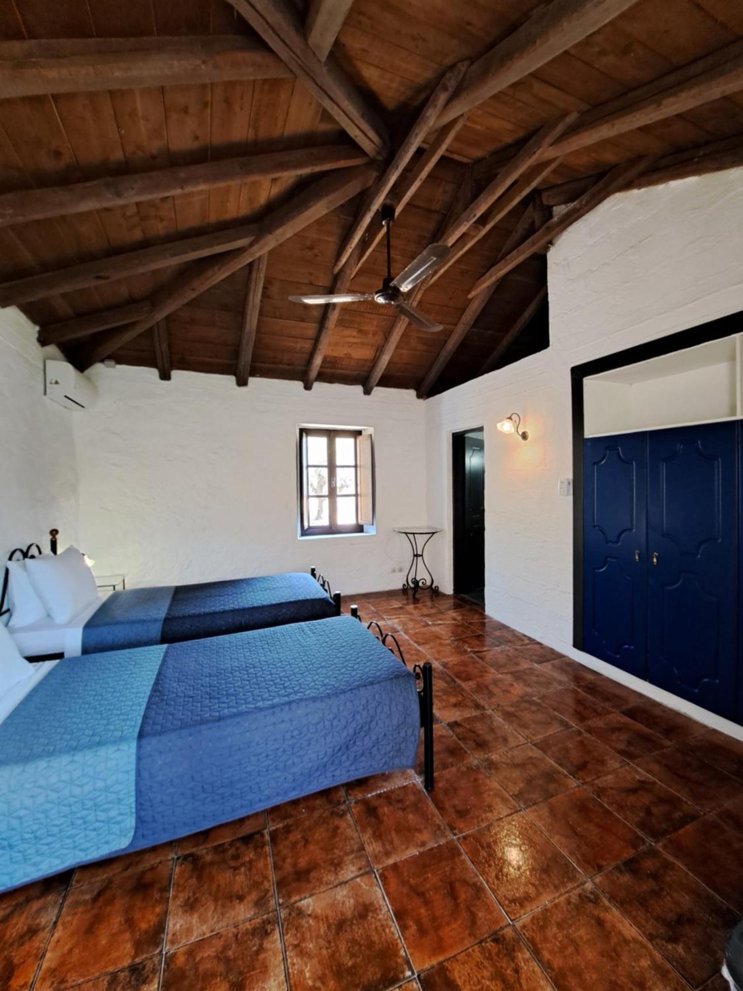 Tsivouli Accommodation Lithakia  Bagian luar foto